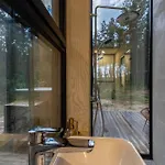 Lodge Tinyone 1.0 Seaside Villa *